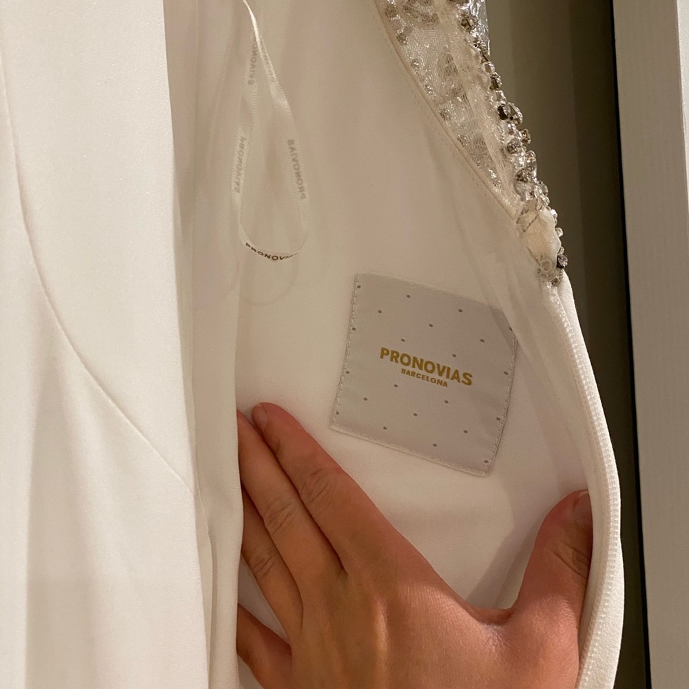 Wedding Dress - Picture 11 of 14
